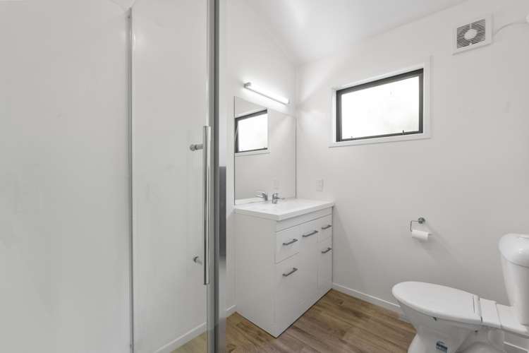 2/11 Kereru Street Two Mile Bay_7