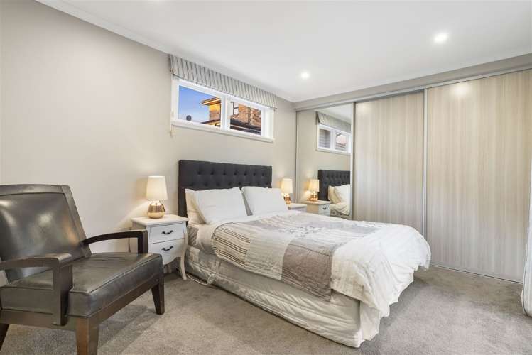 6 Hayr Road Three Kings_9