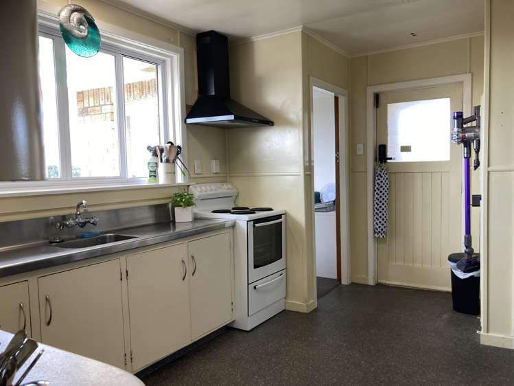 12 Watene Crescent Waitara_10