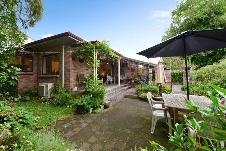 100 Albert Street Hamilton East_22