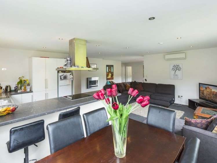 33 Forest Road Pinehaven_8