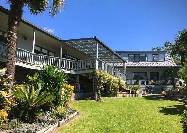 16 Gregory Lane Whangamata_2