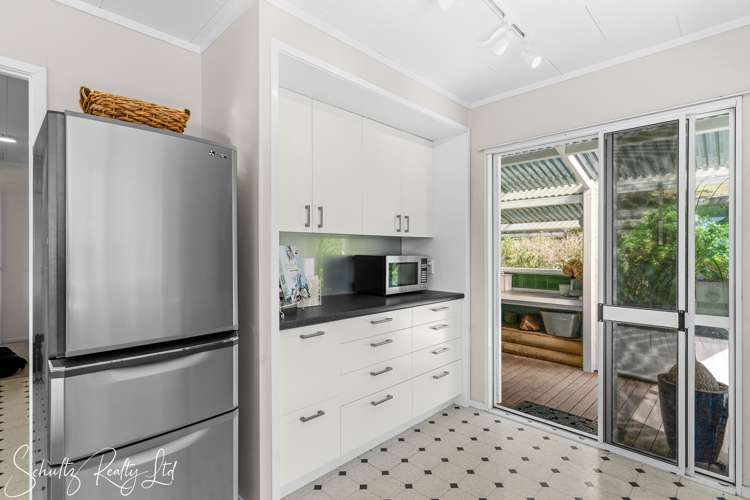 2 Cliff Street Paparoa_9