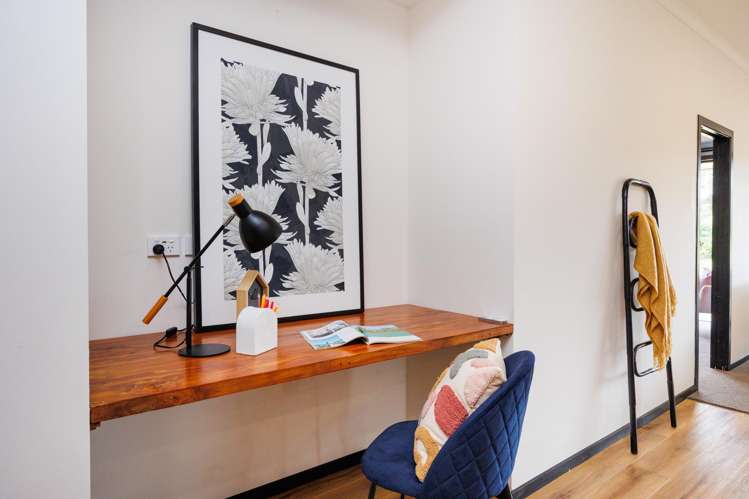 2 Ashgrove Lane Ashhurst_11