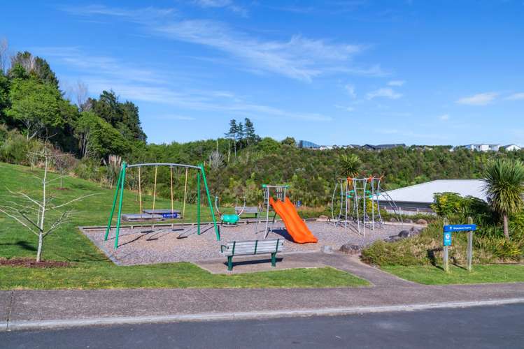 83 Whakaturou Crescent Pyes Pa_22