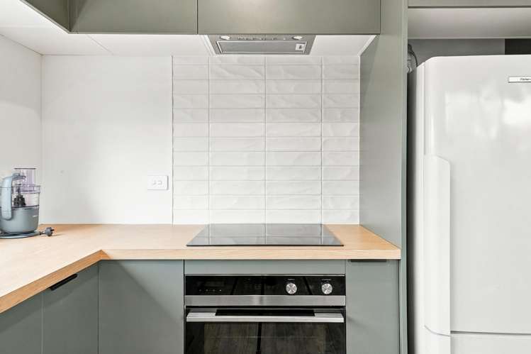 2D St Leonard Street St Johns Hill_6