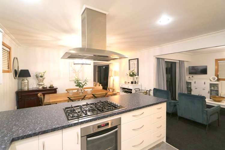 82 Lowe Street Avenal_8