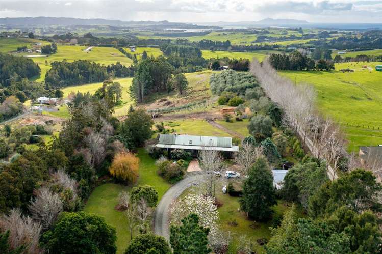 212 Staniforth Road Kaiwaka_22