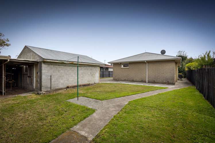 20 Kathleen Crescent Hornby_19