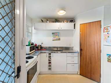 2/509 Weymouth Road_4
