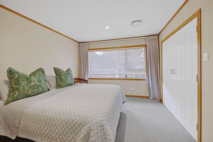 60 Pembroke Road East Stratford_28
