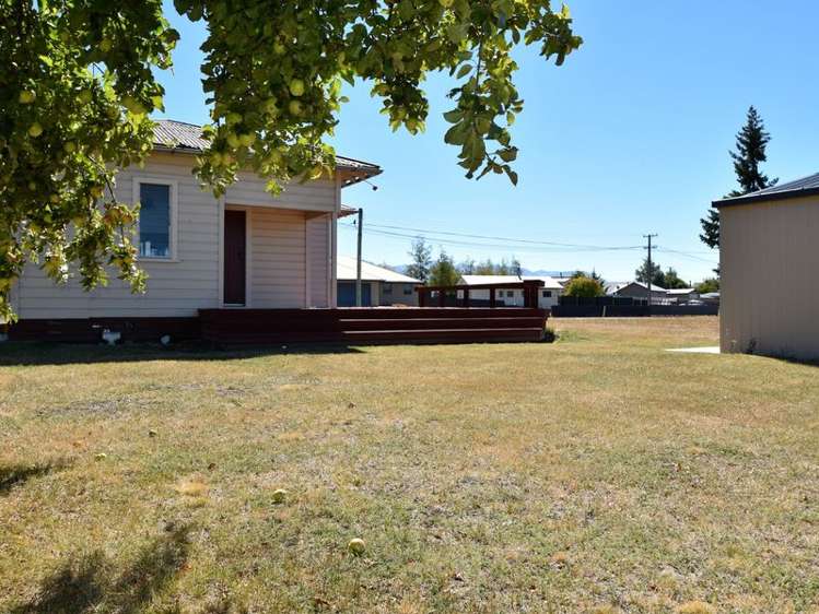 23 Totara Drive Twizel_5