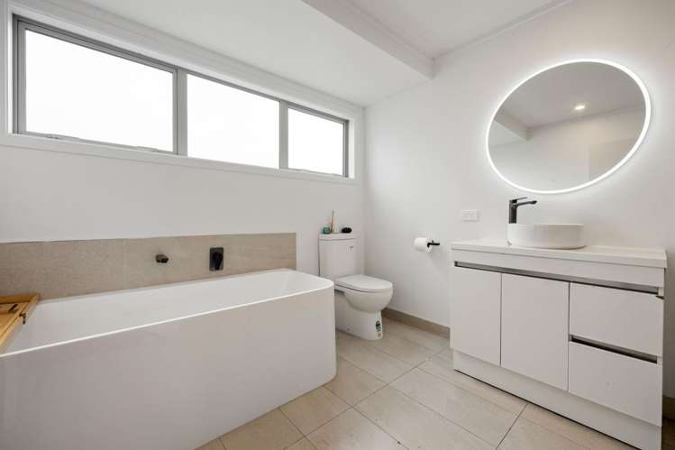 31 Sunnyhills Avenue Glenview_10