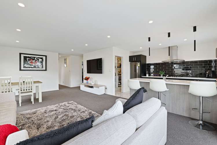 16 Azara Way Wigram_6