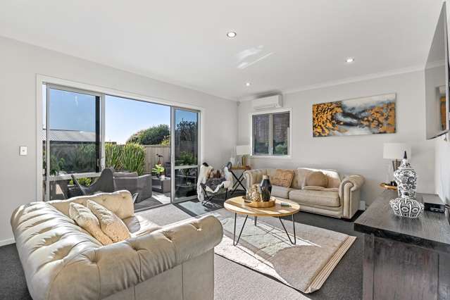 1 Sedgley Grove Churton Park_1