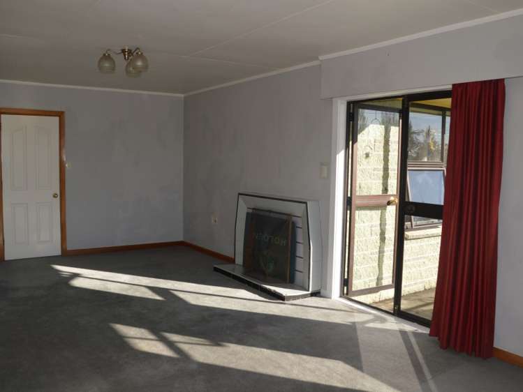 89 Princes Street Waikari_6