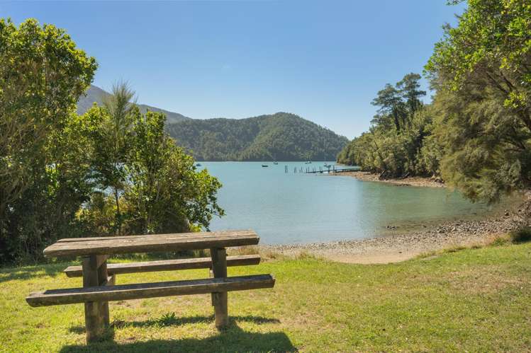 30 and 32 Matai Street Tennyson Inlet_23