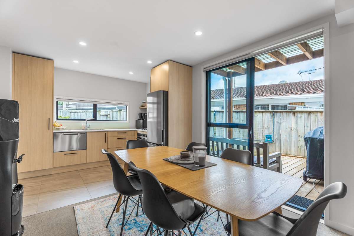2/48 Wallace Road_1