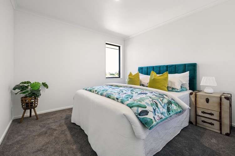 9 Louvain Place Greenhithe_12