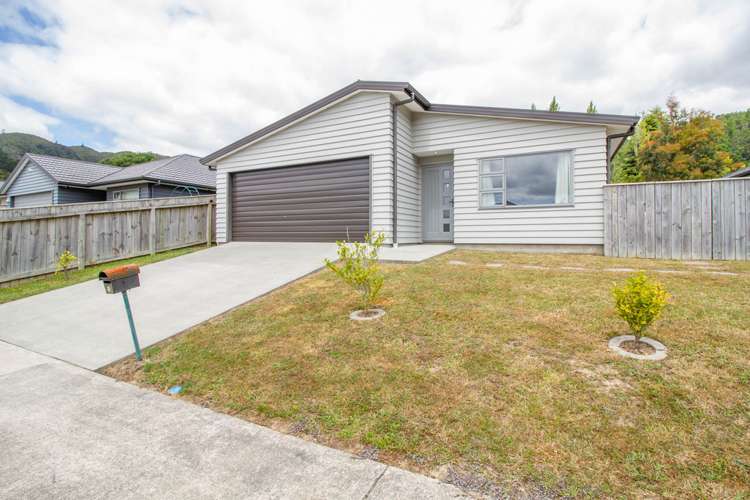 9 Poppy Watts Grove Stokes Valley_19