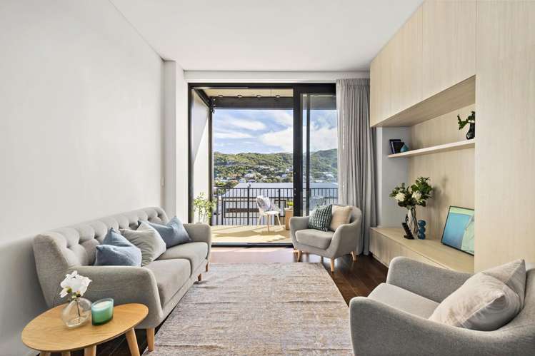 204/11 Jean Caldwell Way Island Bay_5