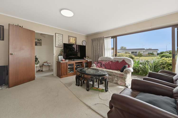 33 Lydbrook Place Otumoetai_3