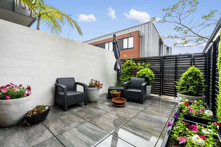 21/4 Stables Lane Silverdale_20