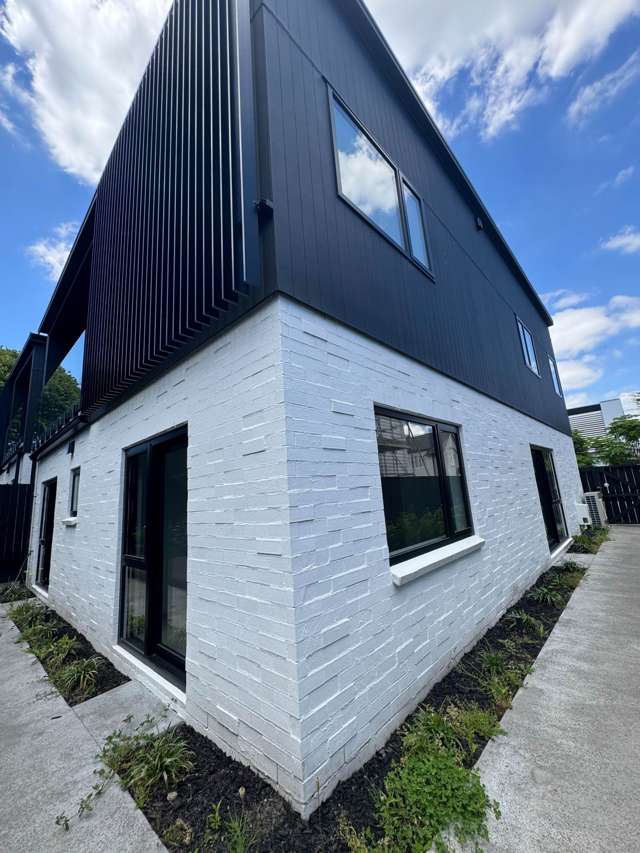 2/1 Dromorne Road Remuera_4