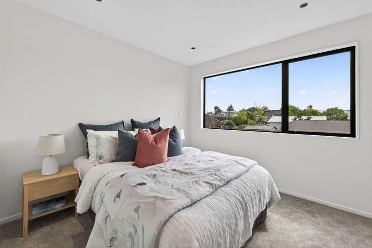 4/65 Smale Street Point Chevalier_9