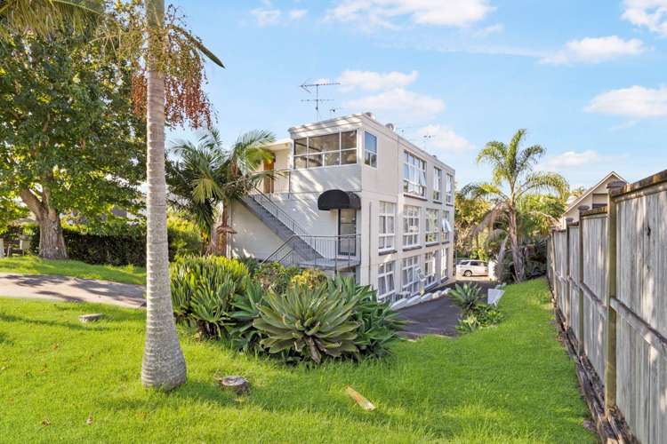 5/27 Piccadilly Place Kohimarama_16