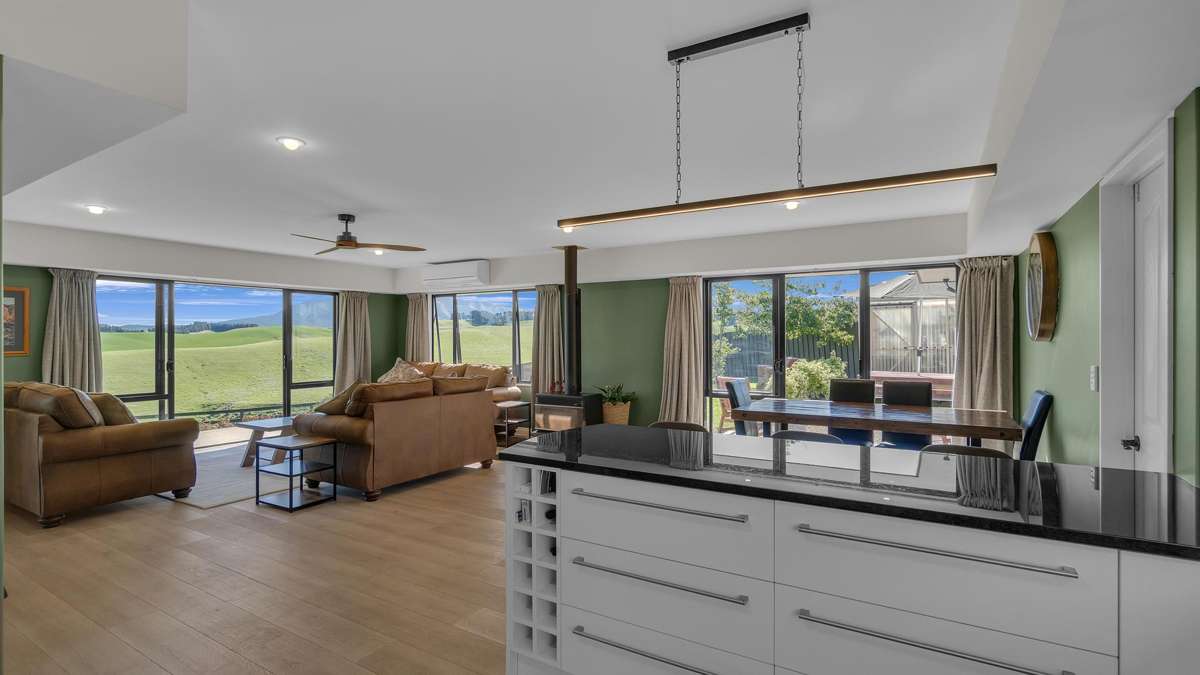 195 Mound Road_4