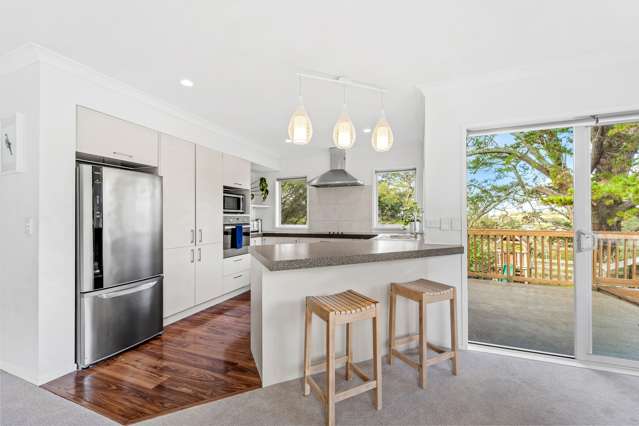 1143a Whangaparaoa Road Tindalls Beach_3