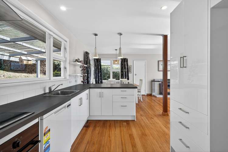 78 Marine Drive Diamond Harbour_13