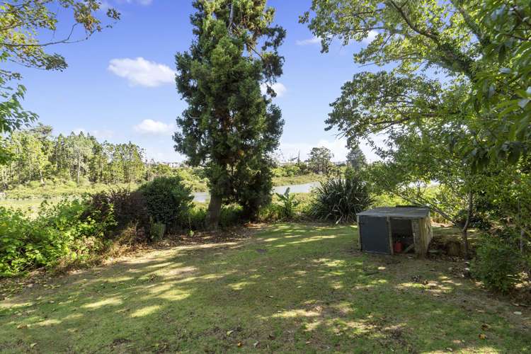 8 Aronui Terrace Kelston_5