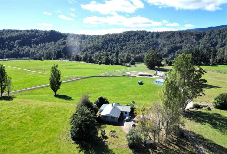 522 Gannon's Road Reefton_22