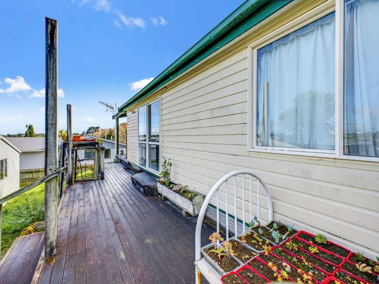 71 Oranga St Westown_9
