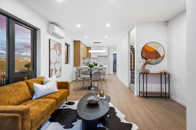 216 Henwood Road Westgate_2