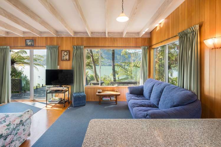 683 Queen Charlotte Drive Havelock_9