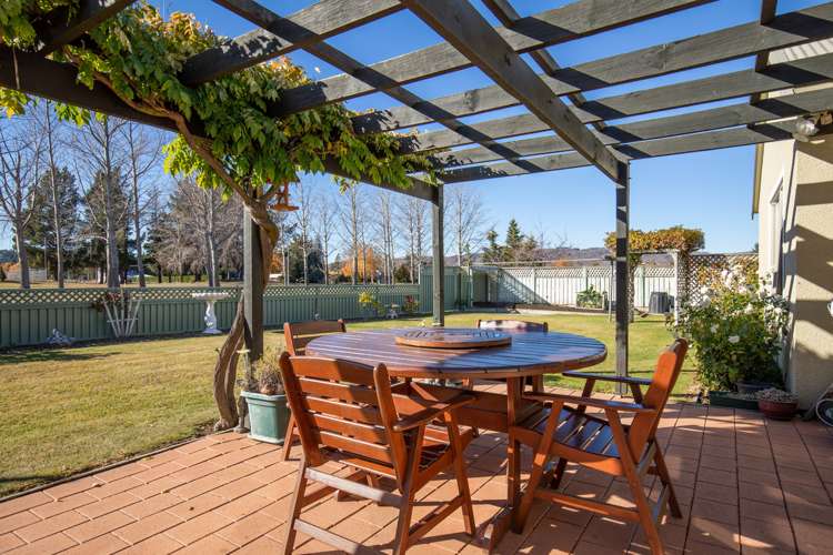 6 Fir Close Alexandra_20