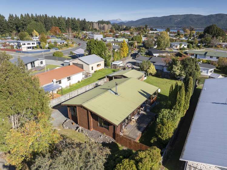 66 Luxmore Drive Te Anau_17