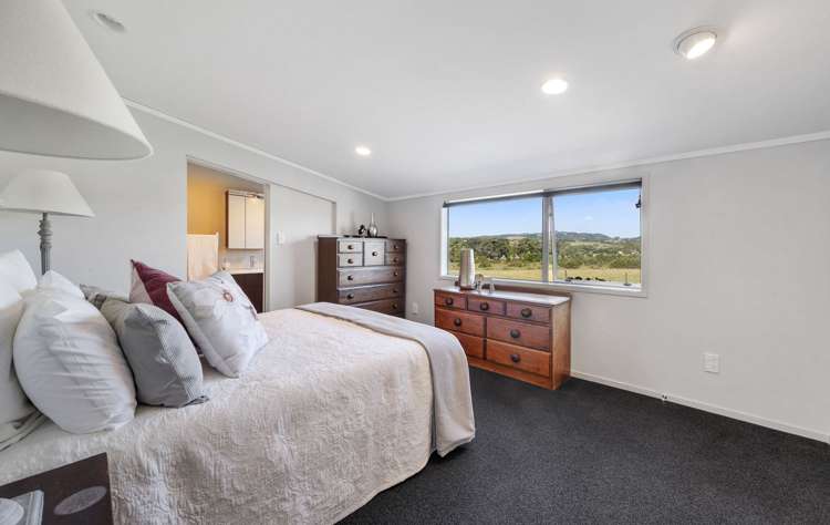 141 Wades Road Whitford_14