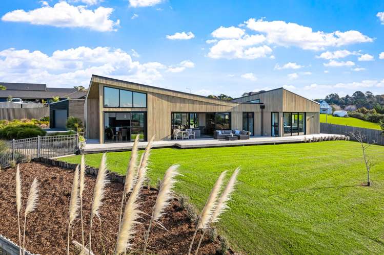 7 Laguna Place Matakatia_29