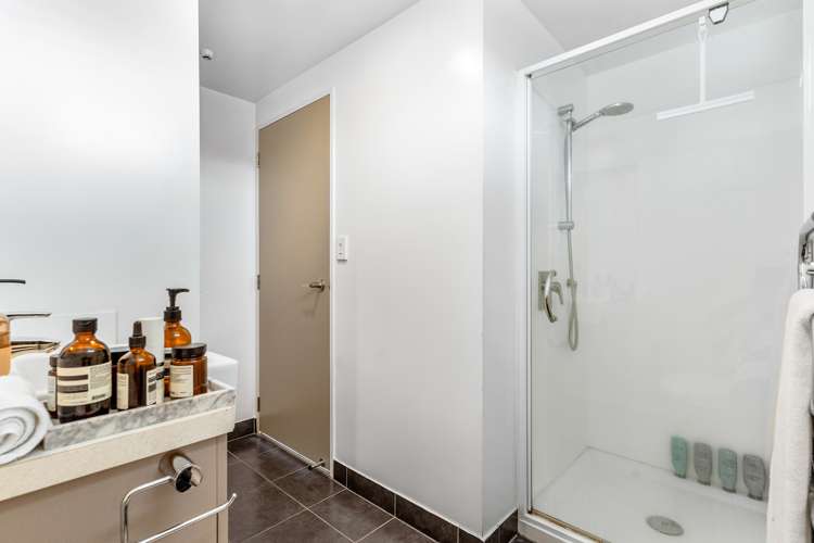 2a/6 Piwakawaka Street Eden Terrace_7