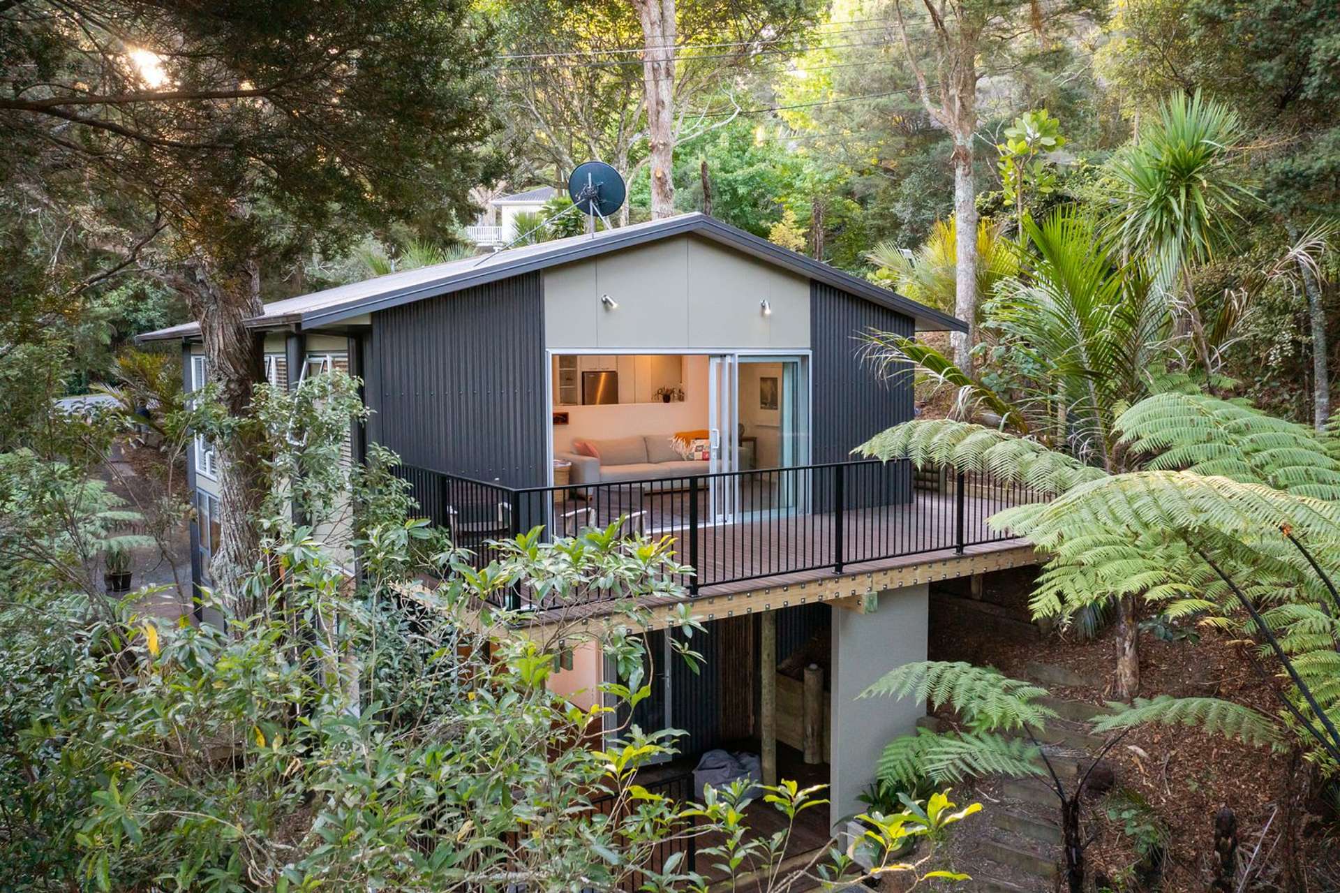 58 Laingholm Drive Laingholm_0