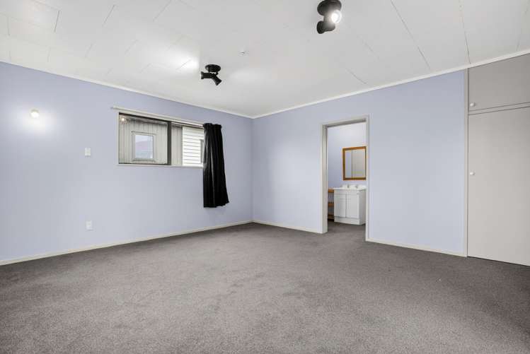 37 Bruce Road Glenfield_24