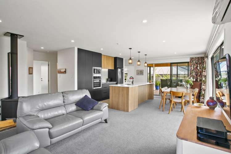 6 Tui Grove Oakura_9