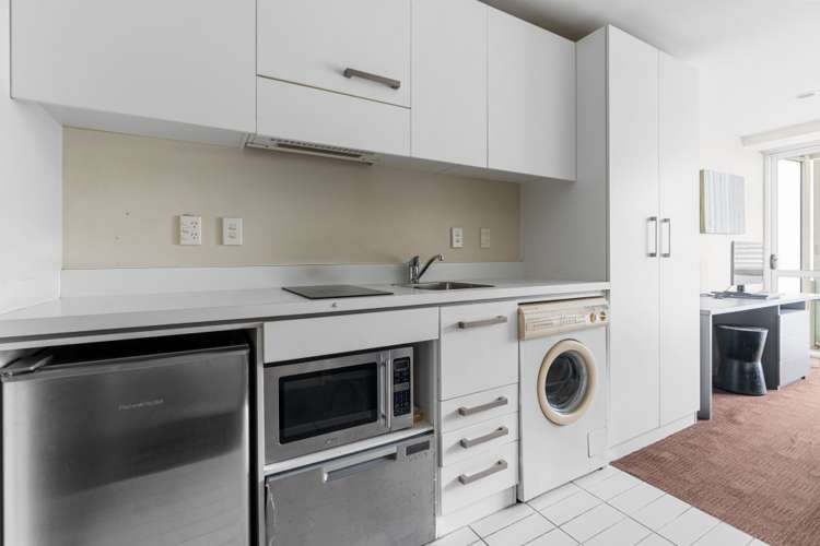 2204/10 Waterloo Quadrant 10015_5