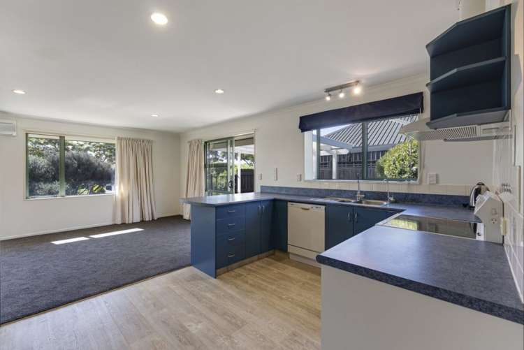 27 Kingsford Drive Stoke_4