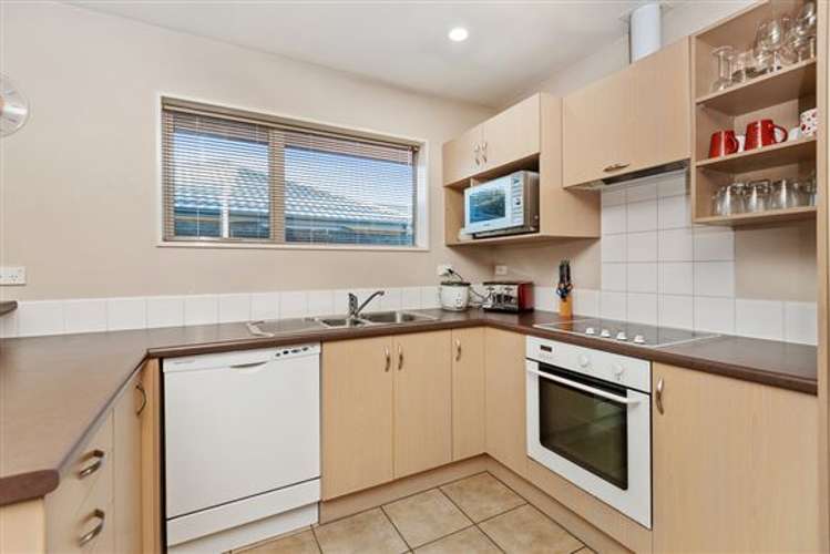 31a Havana Gardens Shirley_4