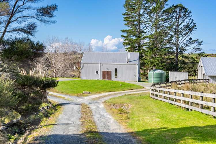 2199 Cove Road Mangawhai_25